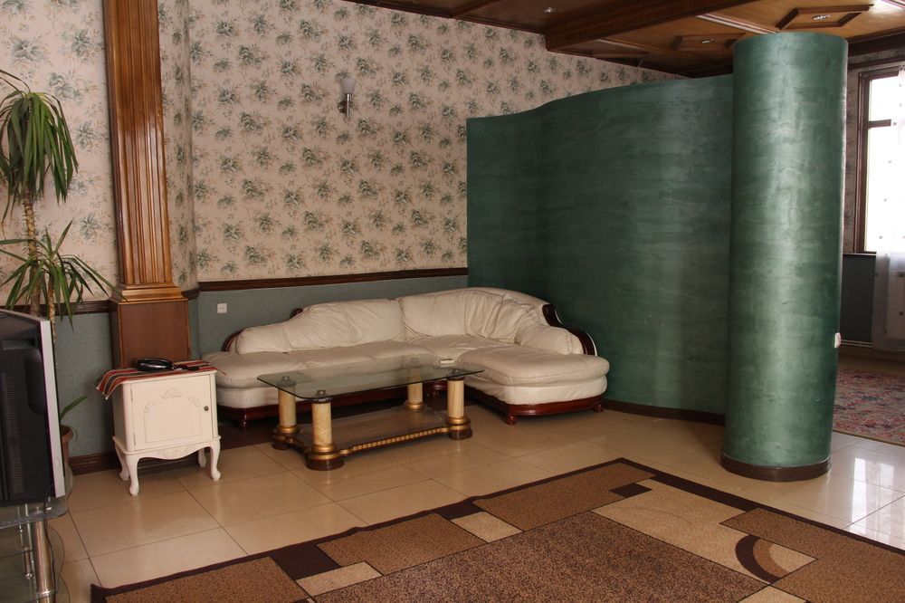 Aratta Hotel Argavand Exterior photo