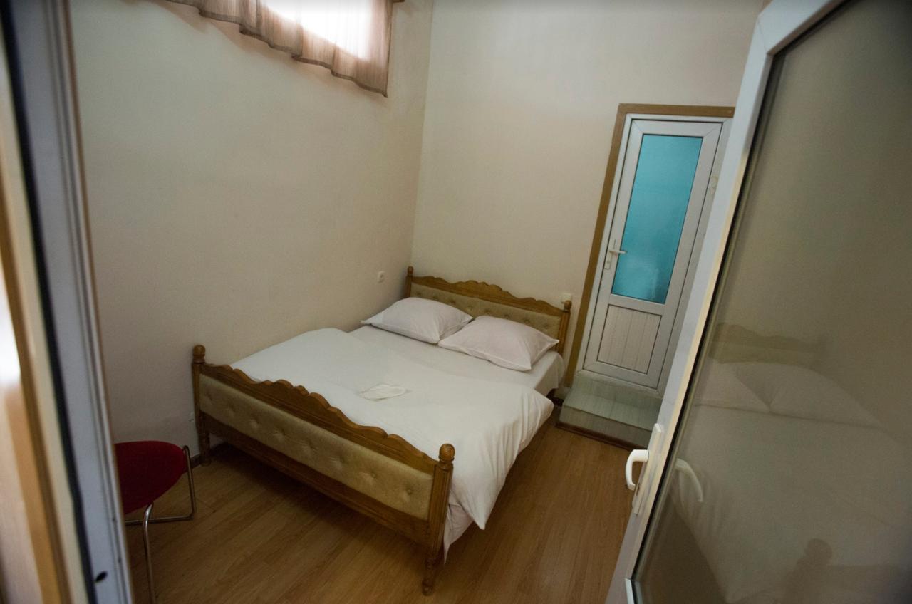 Aratta Hotel Argavand Exterior photo